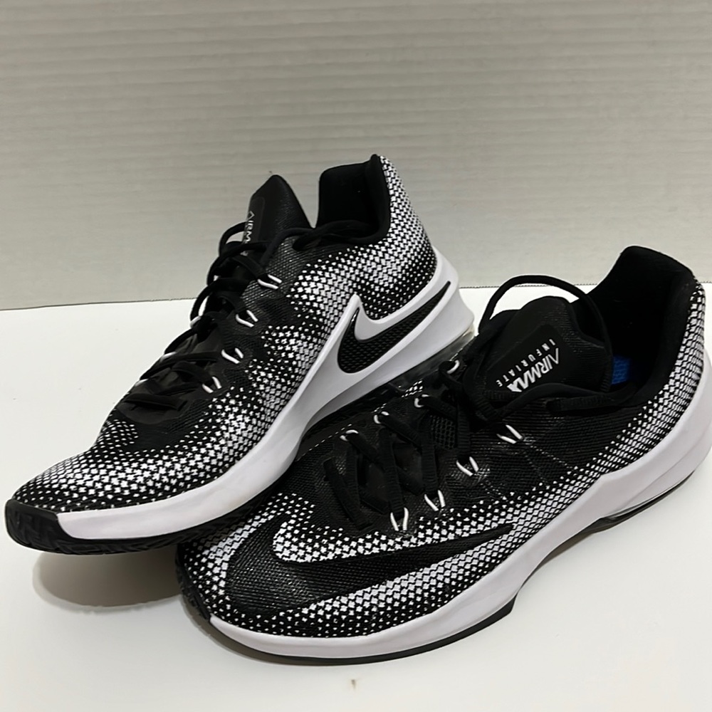 Nike shoes, Air max Infuriate Basketball shoes/casual - SZ 10 men